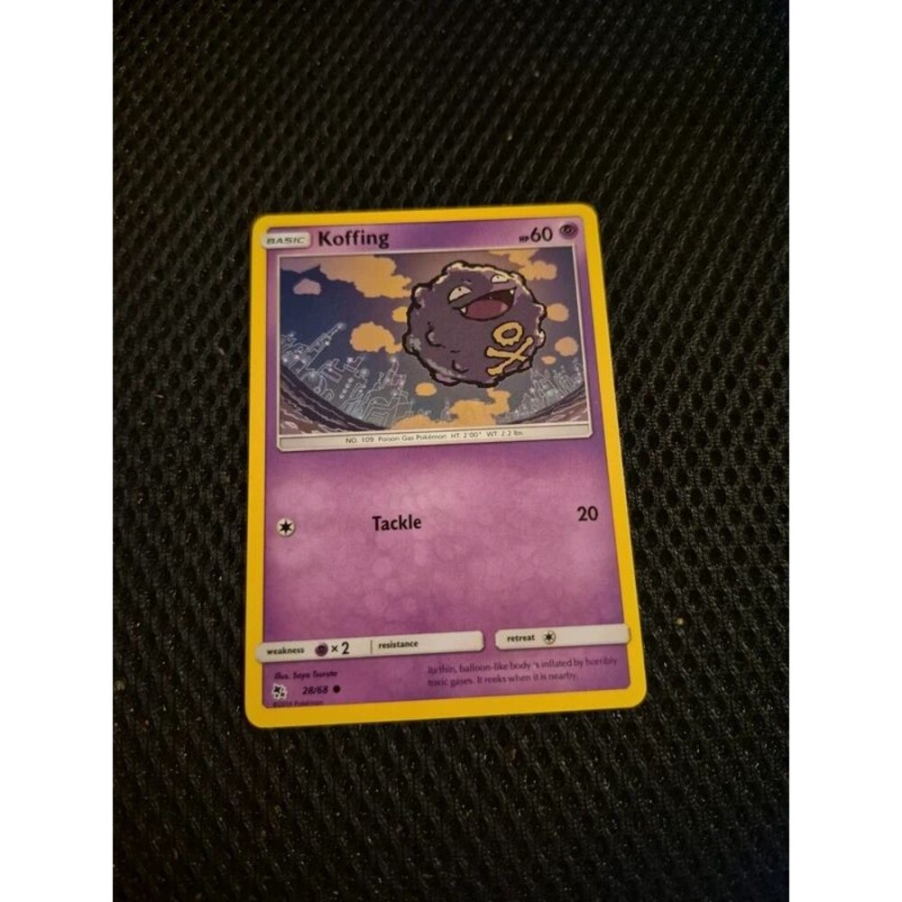 Koffing 28/68 Pokemon Card (2019)